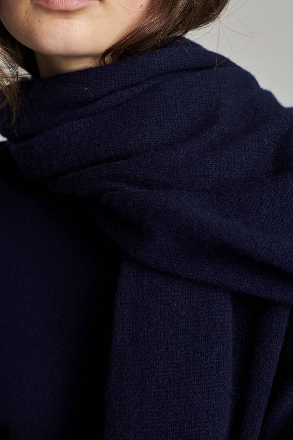 Strickschal aus Bio-Kaschmir image number 3