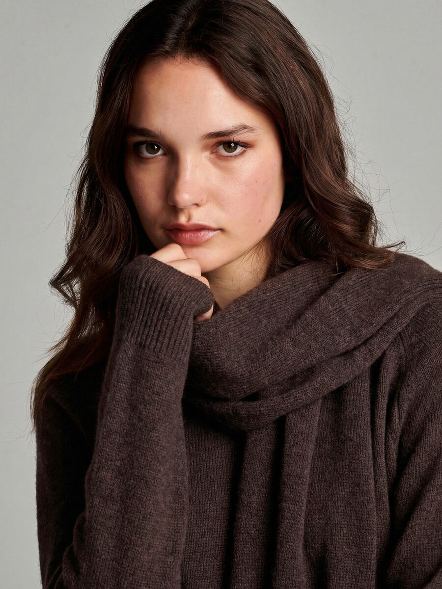 Cashmere scarf image number 1