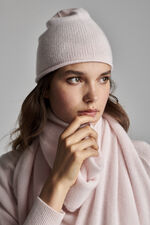 Cashmere beanie image number 2