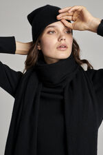 Cashmere beanie image number 1