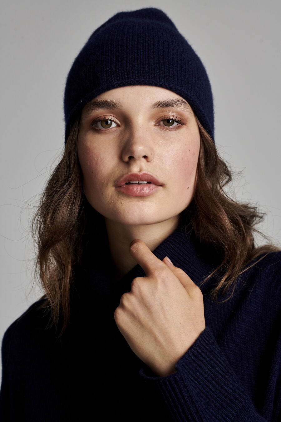 Cashmere beanie image number 0