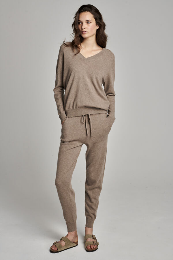 Organic cashmere joggers image number 1