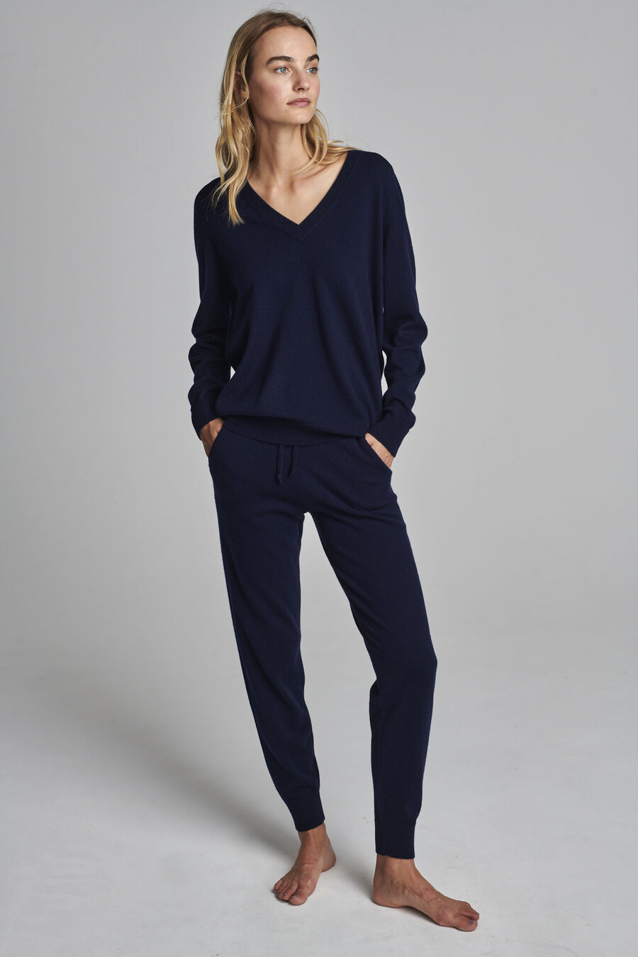 Organic cashmere joggers image number 1