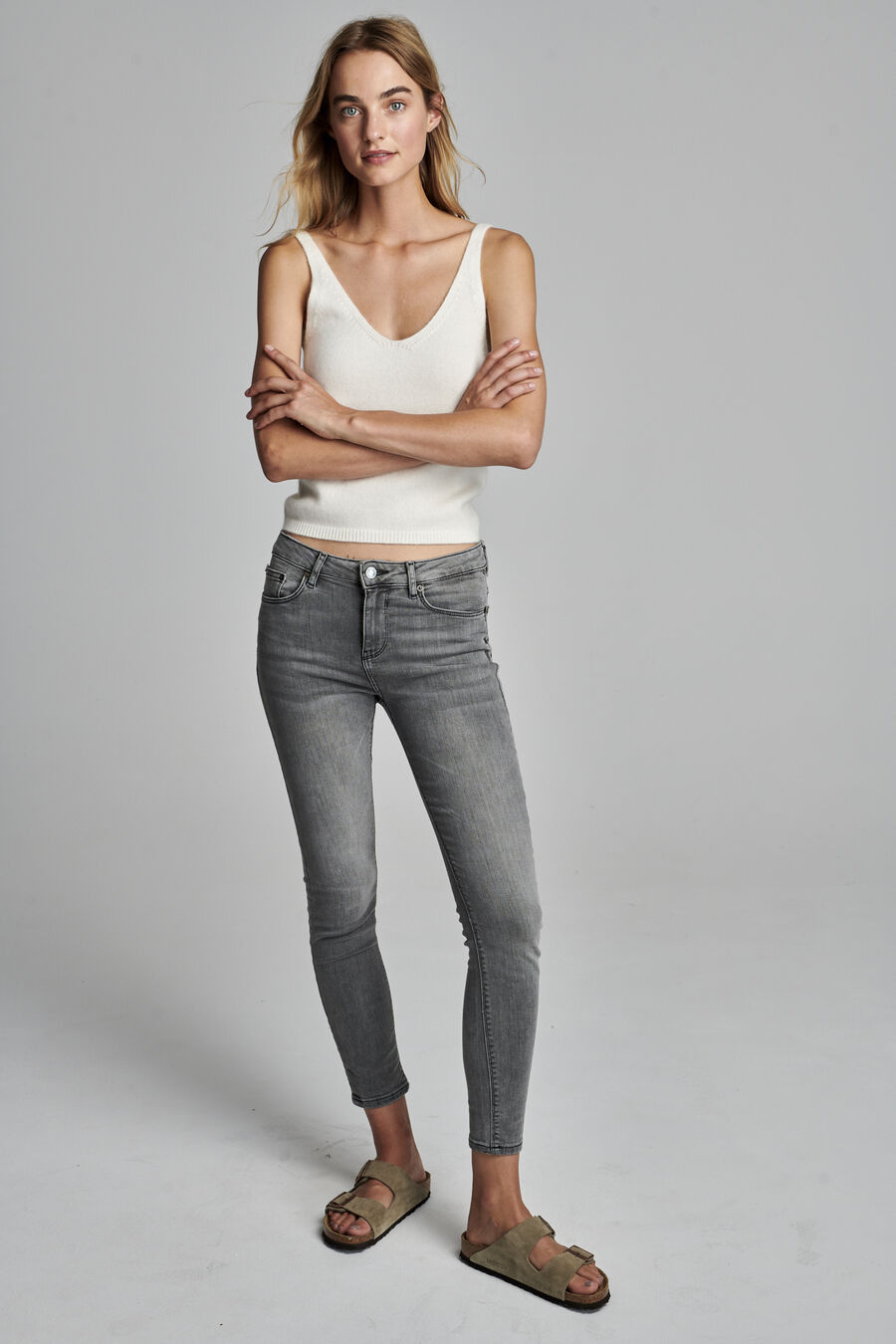 Gebreide top met diepe V-hals van biologisch cashmere image number 9
