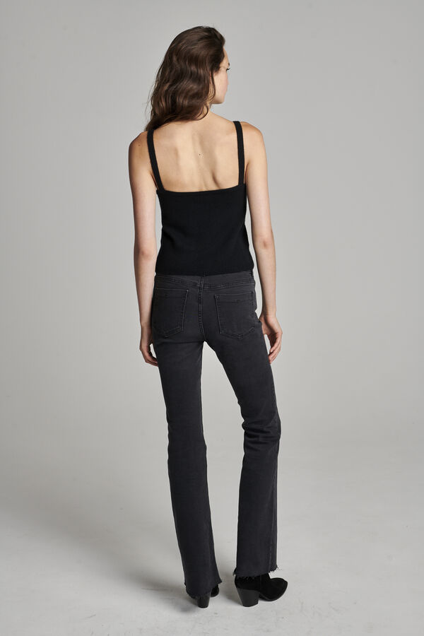 Kurzes Kaschmir-Oberteil mit tiefem V-Ausschnitt image number 3