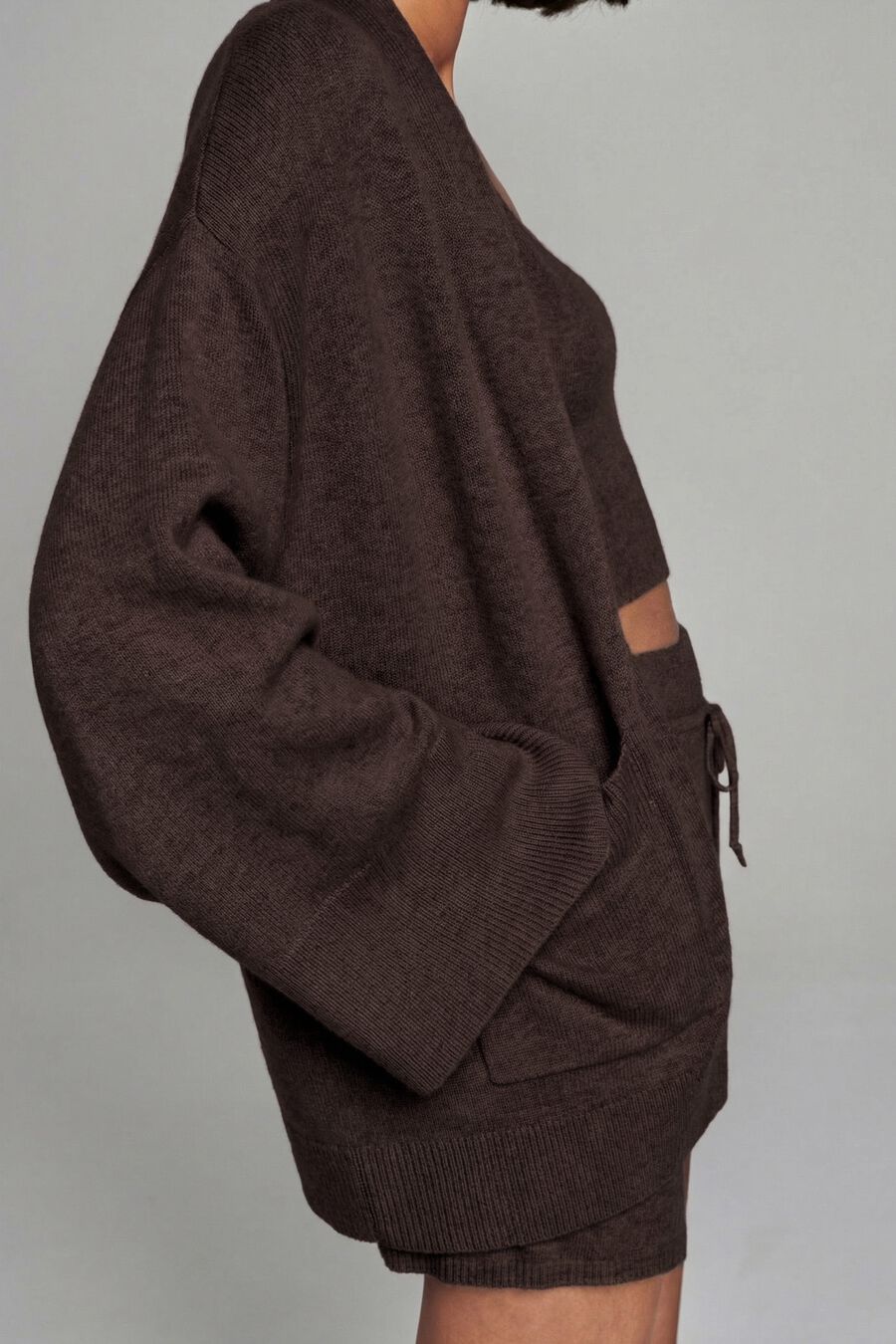 Open cashmere vest met wijde mouwen en zakken image number 2