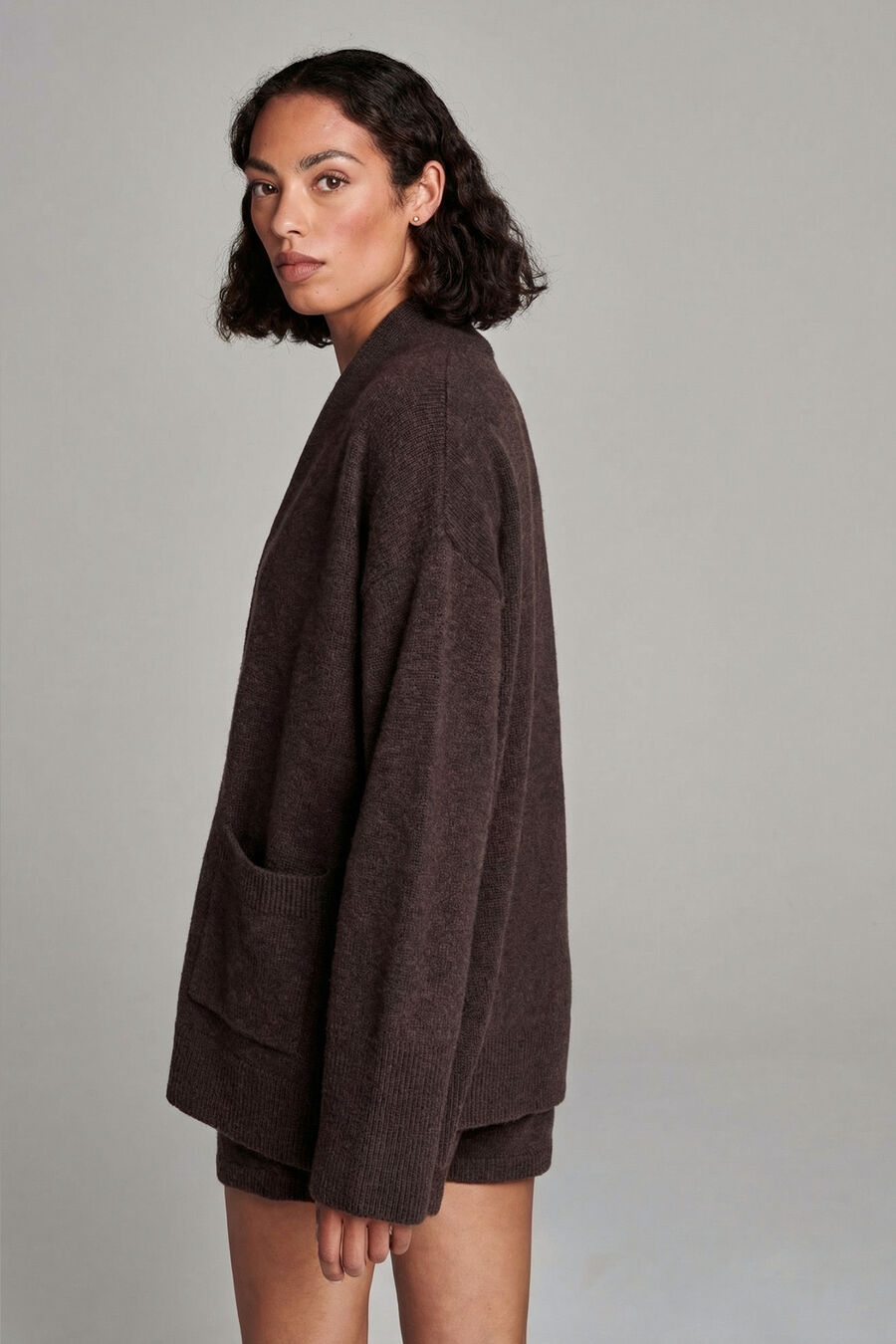 Open cashmere vest met wijde mouwen en zakken image number 3