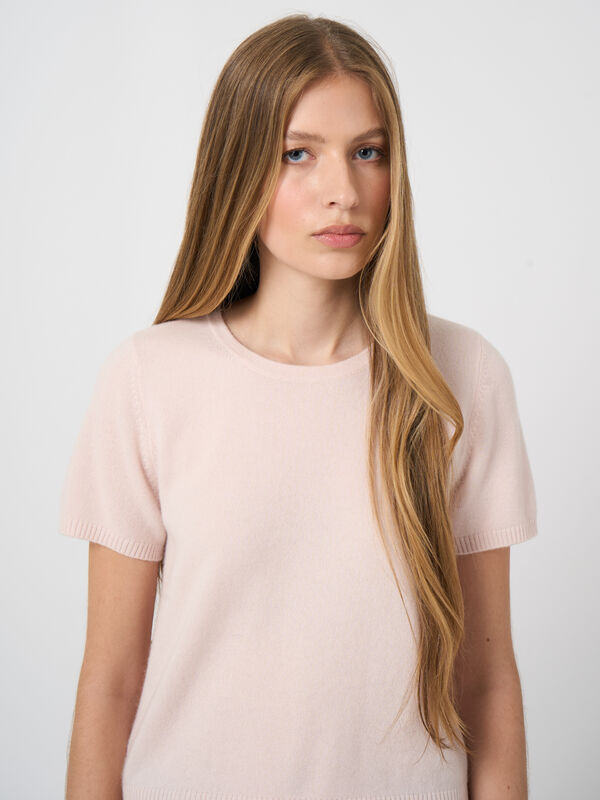 Fijn gebreid biologisch cashmere sweater met korte mouw