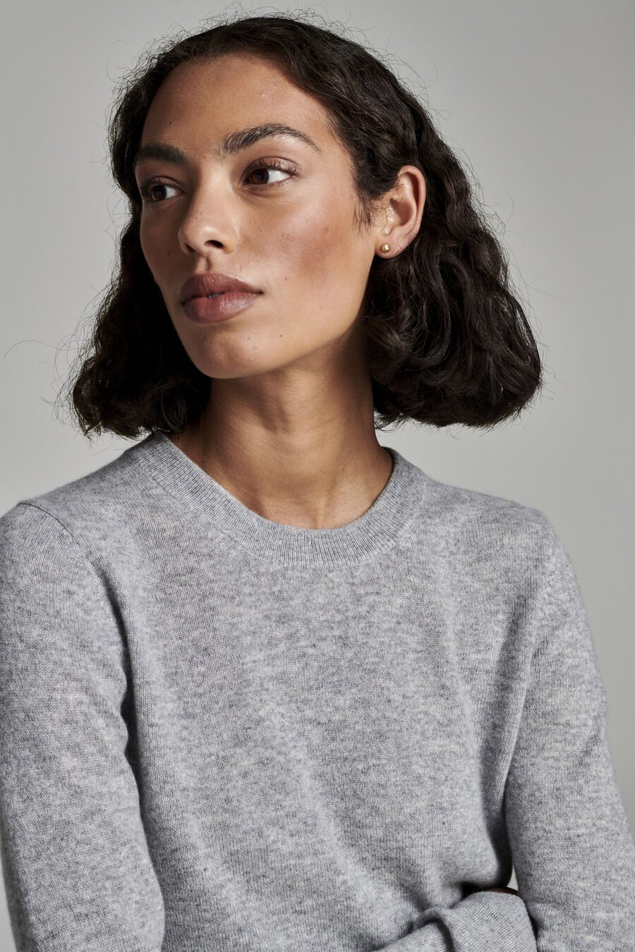 Lässiger Rundhals-Pullover aus Kaschmir image number 3