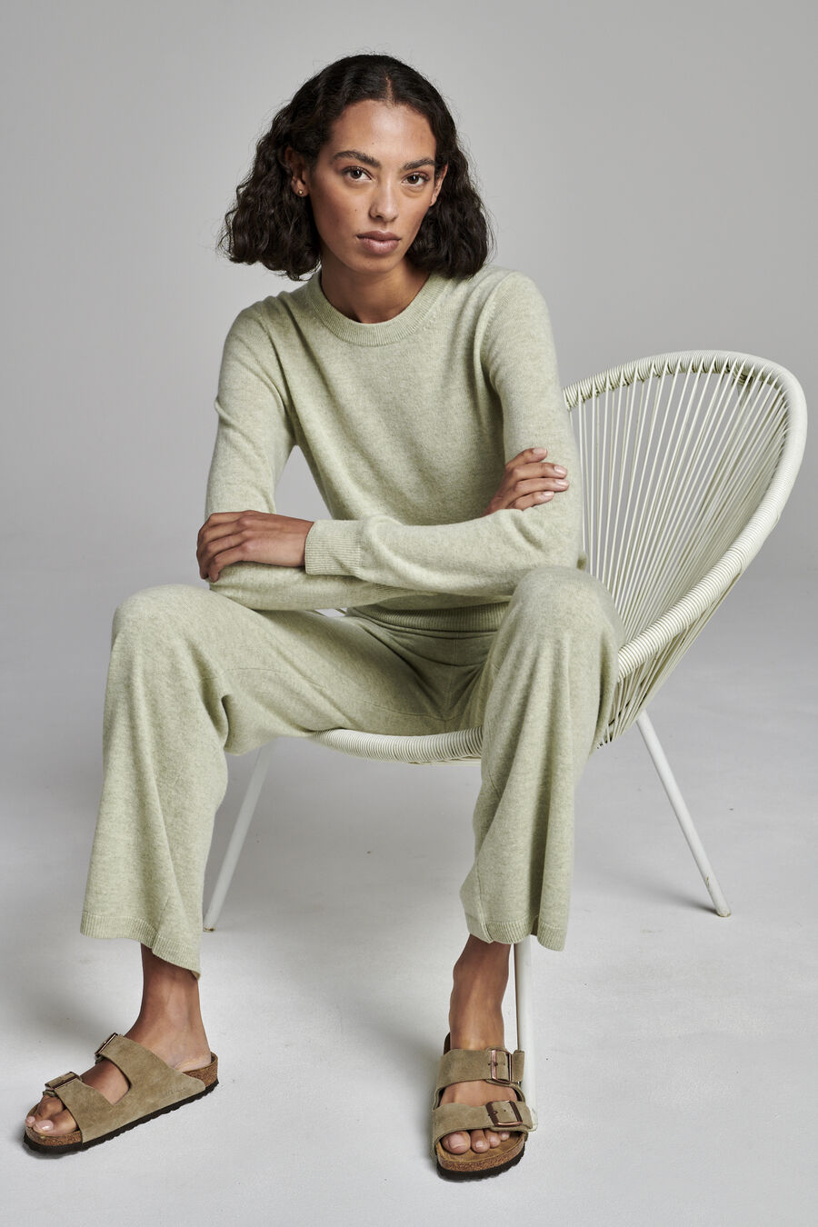 Lässiger Rundhals-Pullover aus Kaschmir image number 6