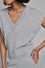 Cashmere knit top with deep V-neck image number 5