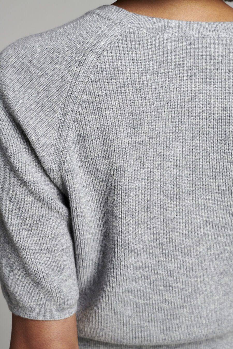 Cashmere rib knit short sleeve sweater image number 3