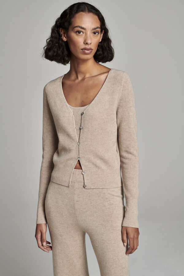  Cardigan côtelé en cachemire à col en V image number 4