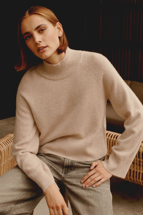 Wide sleeve stand collar cashmere sweater image number 0