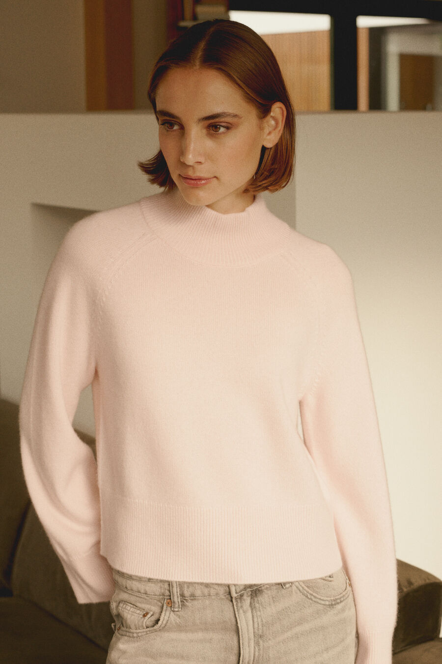 Pull en cachemire à manches larges et col montant image number 4