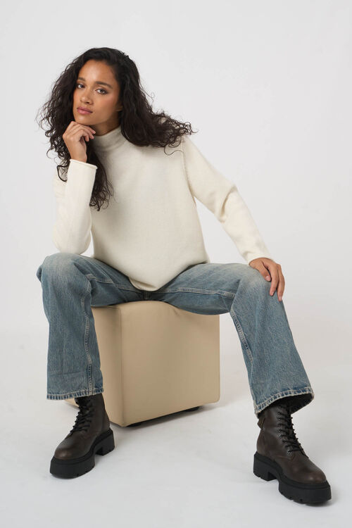 Trui van puur kasjmier met opstaande kraag