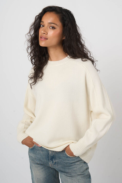 Relaxed fit trui van organisch kasjmier, ronde hals