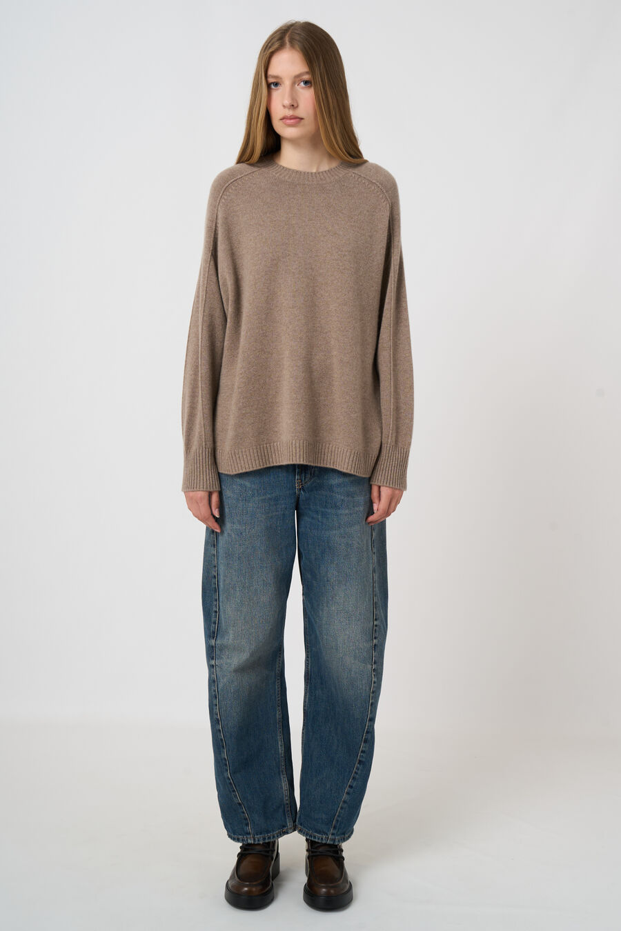 Casual Organic Cashmere Sweater With Round Neck image number 5