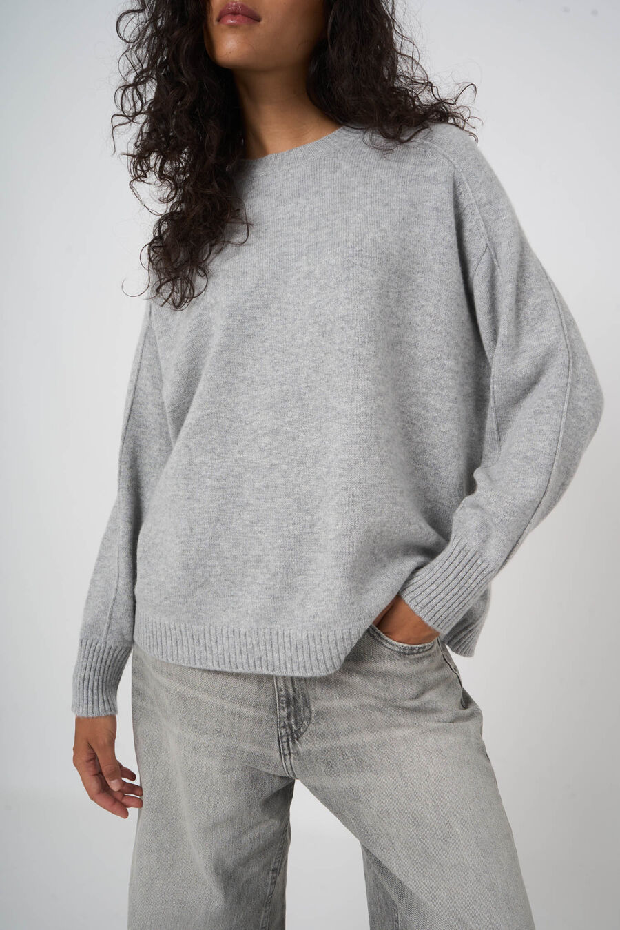 Casual Organic Cashmere Sweater With Round Neck image number 1