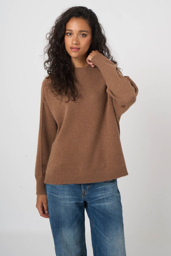 Casual organic cashmere sweater with round neck image number 5