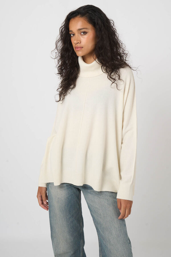 Fijn gebreide coltrui met wijde A-lijn image number 2