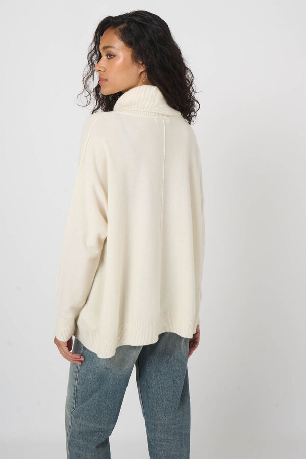 Fijn gebreide coltrui met wijde A-lijn image number 5