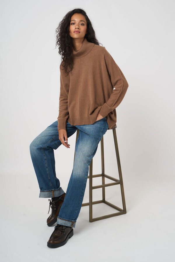Rollkragenpullover mit A-Linie aus Bio-Kaschmir image number 0