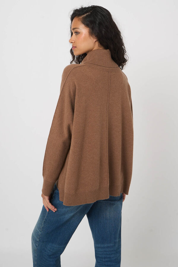 Turtleneck sweater with wide a-line silhouette image number 7
