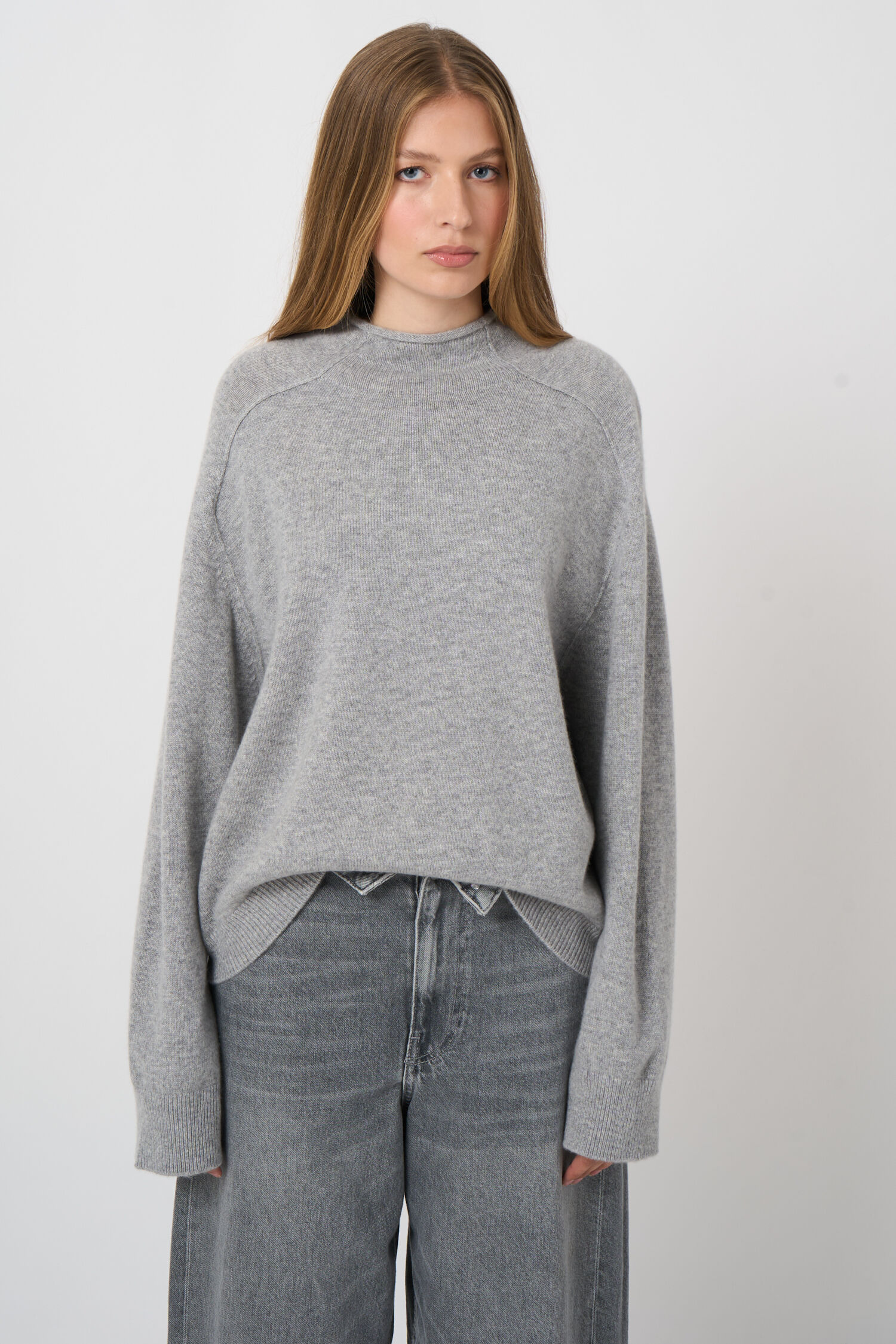 Pull oversized en cachemire à col montant